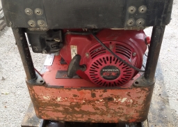 Vibroplokštė DYNAPAC LH300