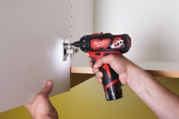 Akumuliatorinis suktuvas/gręžtuvas Milwaukee M12 BD-202C