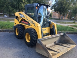 Krautuvas GEHL V330